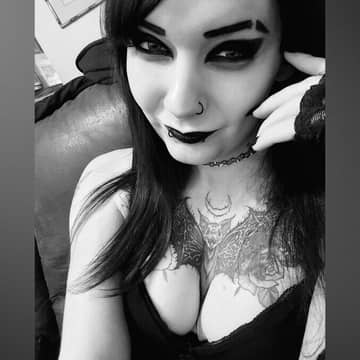 KenzieMae OnlyFans — image 1 of 2