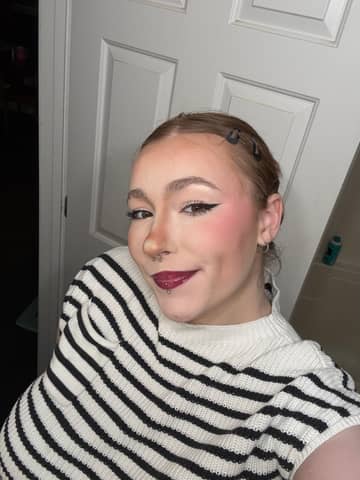 Lux Lane OnlyFans — image 1 of 2