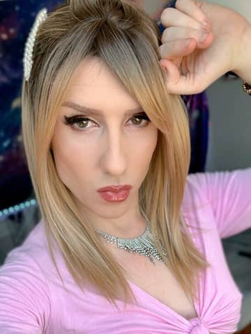 Devyn Kyne OnlyFans — image 1 of 2