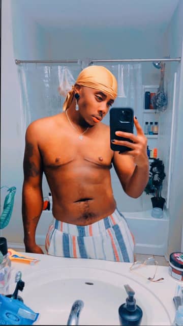 PapaKmir OnlyFans — image 1 of 2