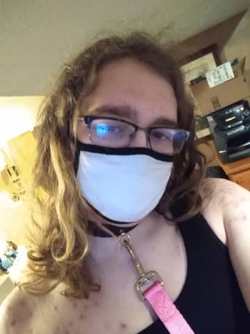 Julie Amber OnlyFans — image 1 of 2