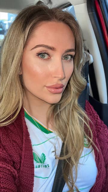 Jamie OnlyFans — image 1 of 2