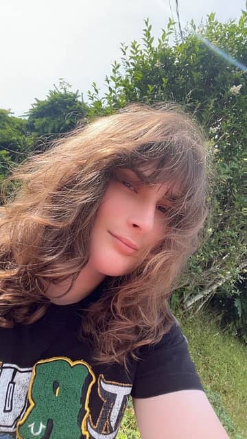 Sara<3 OnlyFans — image 1 of 2