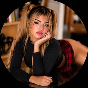 𝕲𝖊𝖓𝖔𝖇𝖊𝖇𝖆𝖙𝖘 💋 OnlyFans — image 1 of 2
