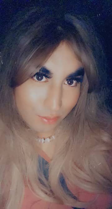 Linda love OnlyFans — image 1 of 2