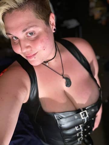 Alixx Anarchy OnlyFans — image 1 of 2