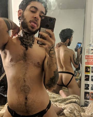 Mikey OnlyFans — image 1 of 2