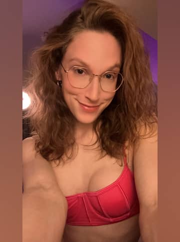 Kris XXX Angel OnlyFans — image 1 of 2