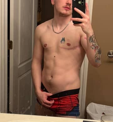 Derek OnlyFans — image 1 of 2