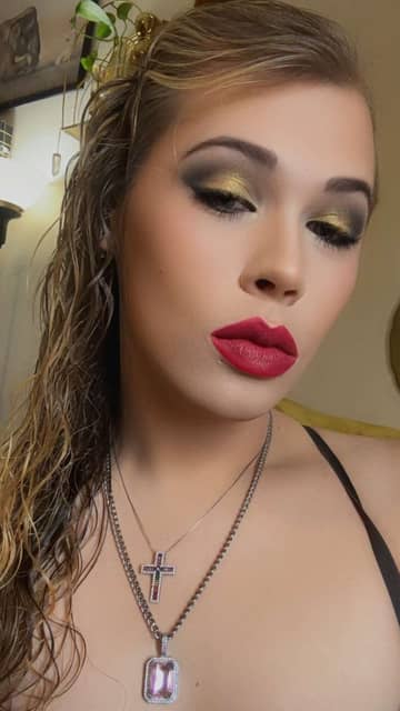 Mercaedez Bendz OnlyFans — image 1 of 2