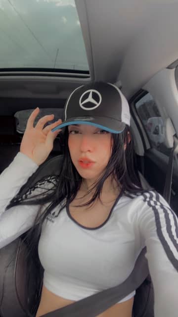 Dafne Müller OnlyFans — image 1 of 2