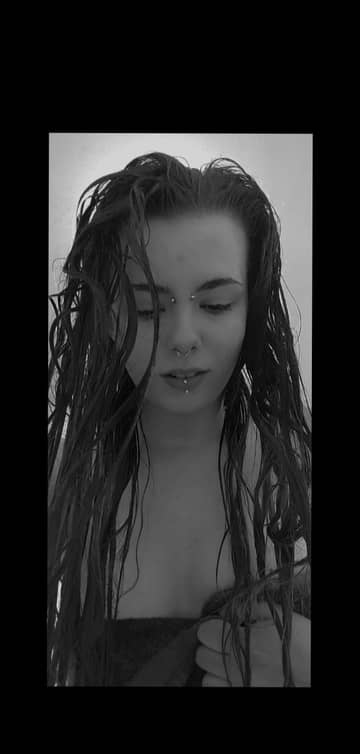 Jade Smith 💗 OnlyFans — image 1 of 2