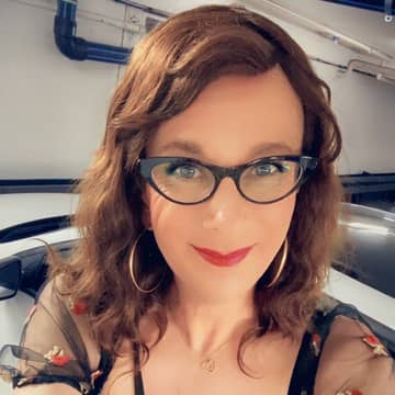 Ruby Fox OnlyFans — image 1 of 2