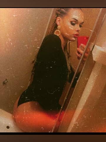 TS Amber Flawless OnlyFans — image 1 of 2
