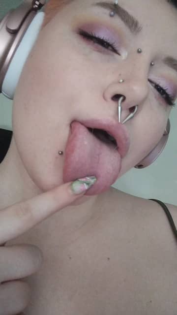 KotaBug OnlyFans — image 1 of 2