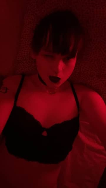 Raven OnlyFans — image 1 of 2