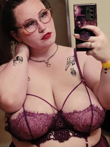 Miranda OnlyFans — image 1 of 2