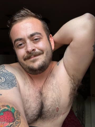 Seven Costanza OnlyFans — image 1 of 2