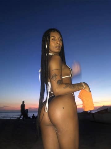 Joyce Martins OnlyFans — image 1 of 1