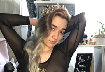 😈Gremlin King👑 OnlyFans — image 1 of 2