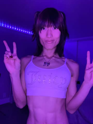 Annie🎀 OnlyFans — image 1 of 2