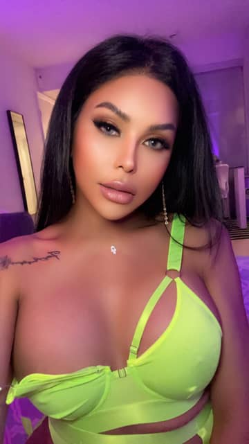 GODDESS FOXY OnlyFans — image 1 of 2