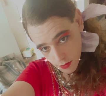 Hung T-girl 420 OnlyFans — image 1 of 2