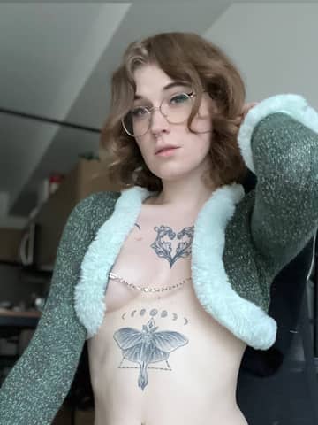 Elise Verona OnlyFans — image 1 of 2