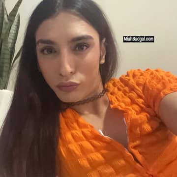 Miah OnlyFans — image 1 of 2