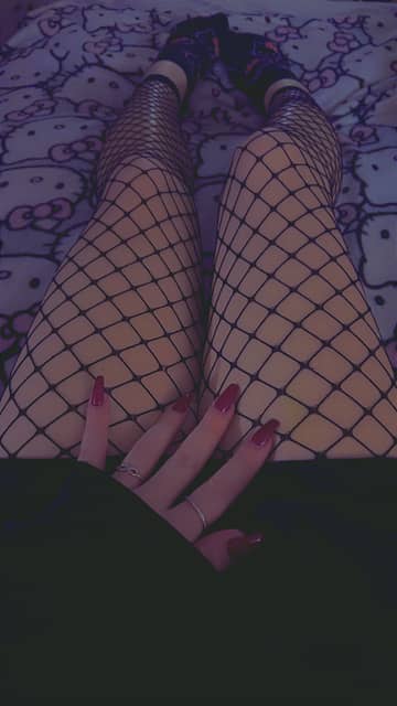 Ari OnlyFans — image 1 of 2