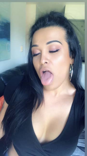 Sexy barbi OnlyFans — image 1 of 2