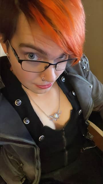 Alice the Degenerate OnlyFans — image 1 of 2