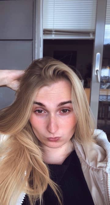 April OnlyFans — image 1 of 2