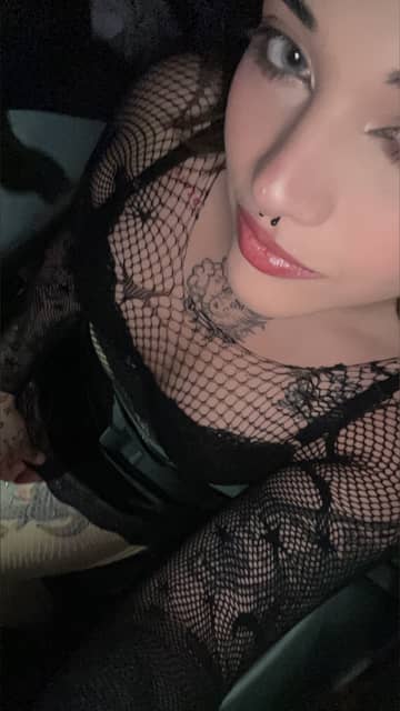 Deja✨ OnlyFans — image 1 of 2