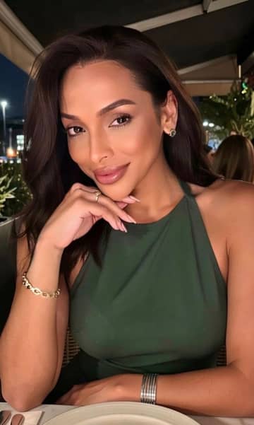 Miranda Sofía Urbina OnlyFans — image 1 of 2