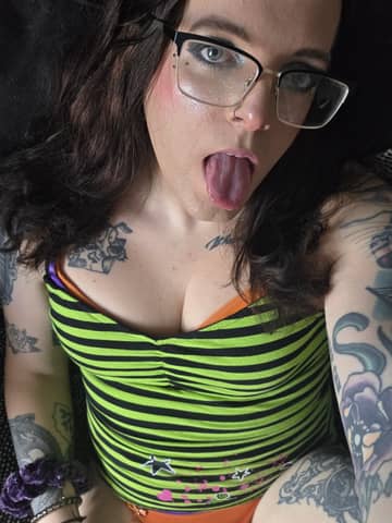 𝖇𝖑𝖆𝖎𝖗𝖝𝖘𝖐𝖞𝖑𝖆𝖗 OnlyFans — image 1 of 2