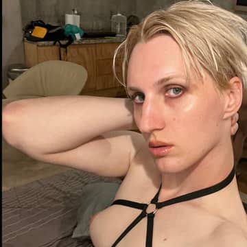 brodi coyote OnlyFans — image 1 of 2
