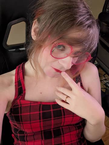 Rena Ragdoll OnlyFans — image 1 of 2