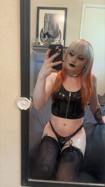 🍁Princessautumnx🍁 OnlyFans — image 1 of 2