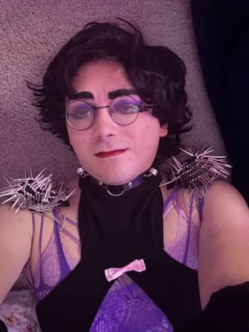 TS Laura sparkles OnlyFans — image 1 of 2