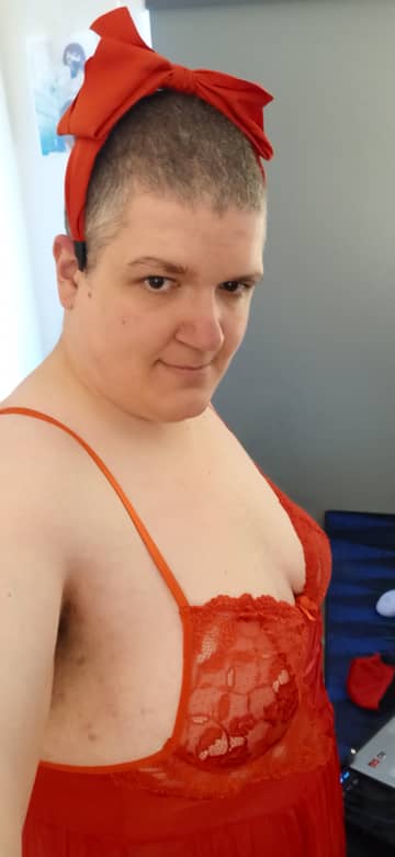 Emma Quinn OnlyFans — image 1 of 2
