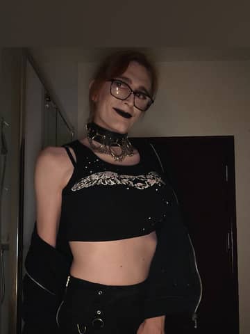 Lizzy tv OnlyFans — image 1 of 2