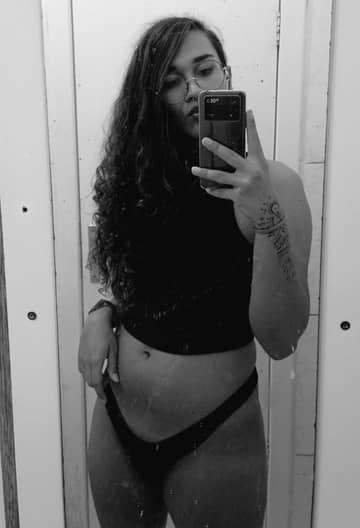 DreamyAlice OnlyFans — image 1 of 2
