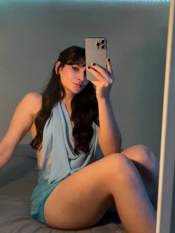 Rebecca Ramos OnlyFans — image 1 of 2