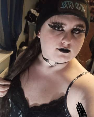 fifi ♡ - VIP OnlyFans — image 1 of 2