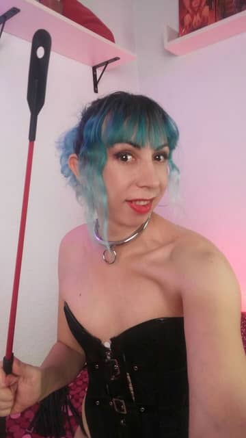 Nia Fox FREE Onlyfans OnlyFans — image 1 of 2